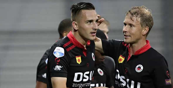 欧冠最新积分榜：拜仁取胜升至第2，利物浦第8，巴萨第14