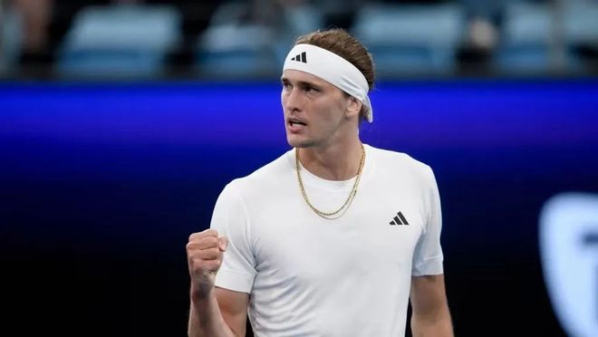 久保建英：堂安律的进球非常漂亮，这种处理方式正是他擅长的